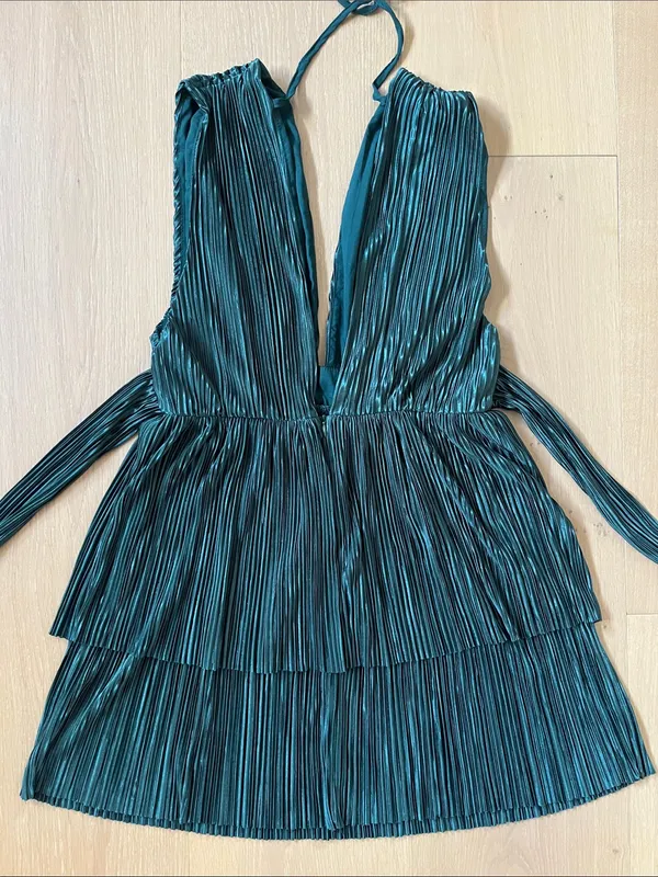 Emerald Green Plunge V-Neck Pleated Satin Mini Dress Women's Medium Large - Image 2