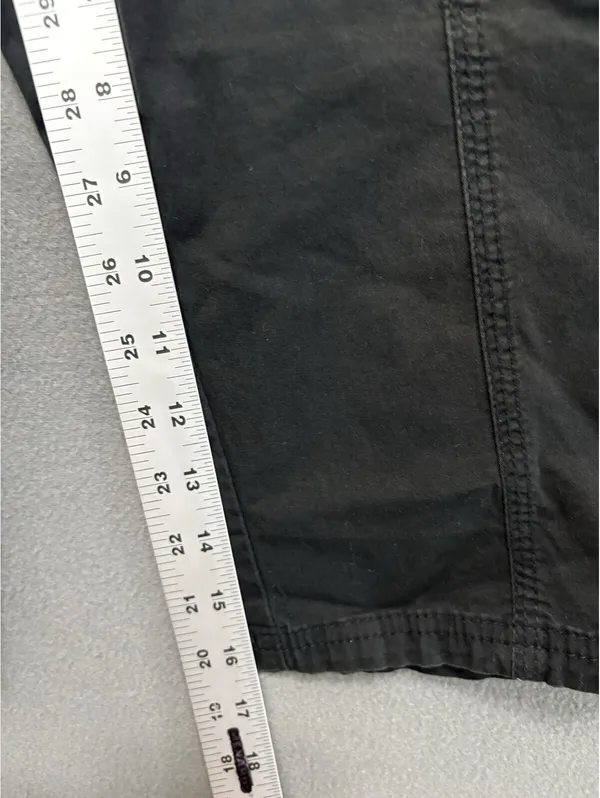Lee Women's Black Cargo Capri Pants Size 4 Twill Cotton Stretch Mid Rise Pockets - Image 4