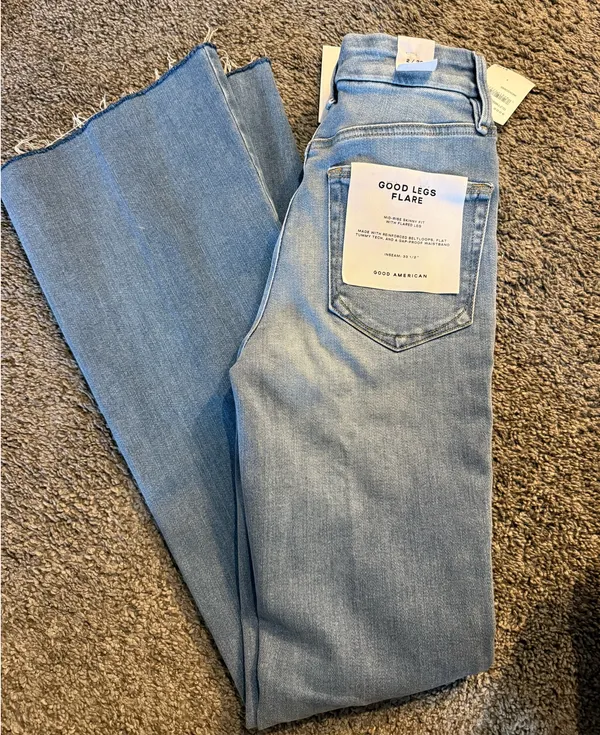 Good American Good Legs Jeans - Image 4