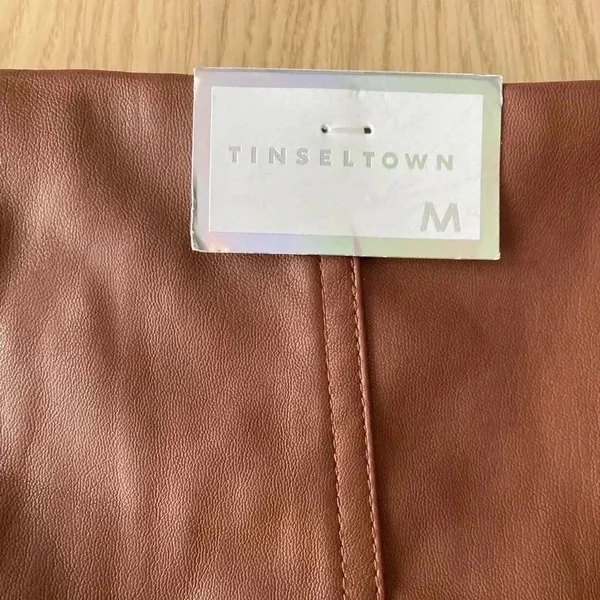 🆕Tinseltown Brown Faux Leather Mini Skirt M🆕 - Image 10