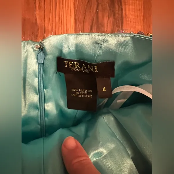 Terani couture 💃🏻PROM DRESS💃🏻SWEET 16 size 4 - Image 2