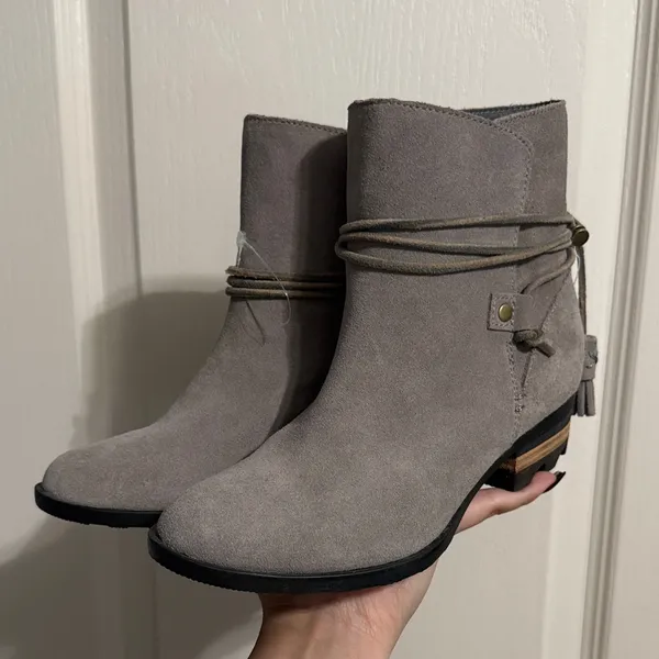 NWOB Sorel Farah Slate Gray Waterproof Suede Short Boots Ankle Minimalist Gorp‎ - Image 3