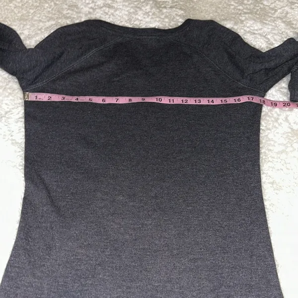 5/$30 🎈 NHL women’s medium ribbed Chicago Blackhawks shirt‎ - Image 3