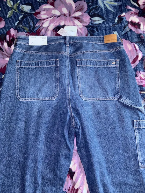 American Eagle Outfitters Jeans - Image 4