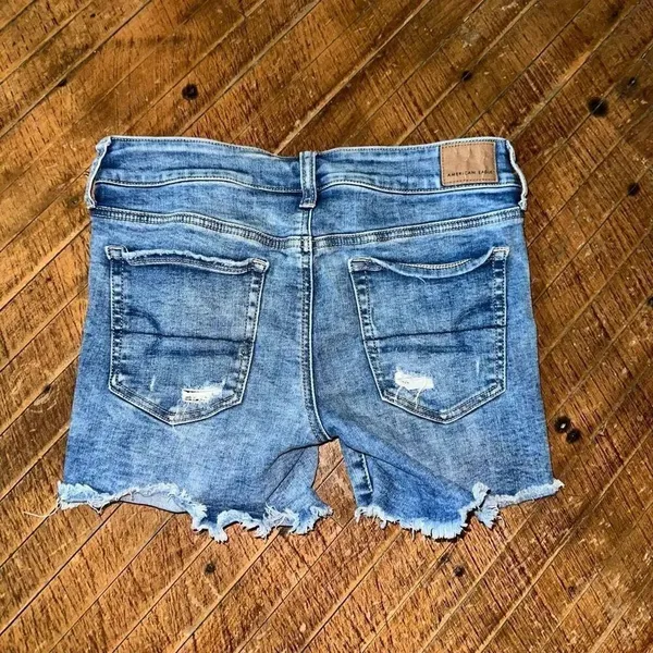 American Eagle distressed denim midi destroyed shorts - Image 3