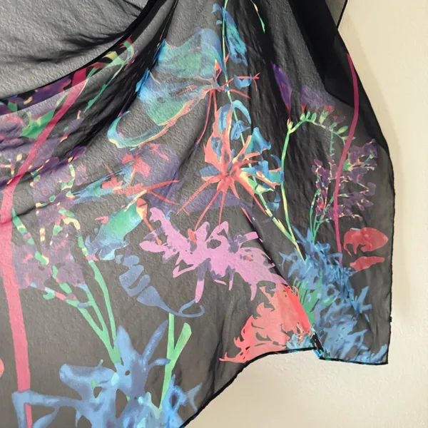 Floral sheer scarf wrap sarong - Image 4