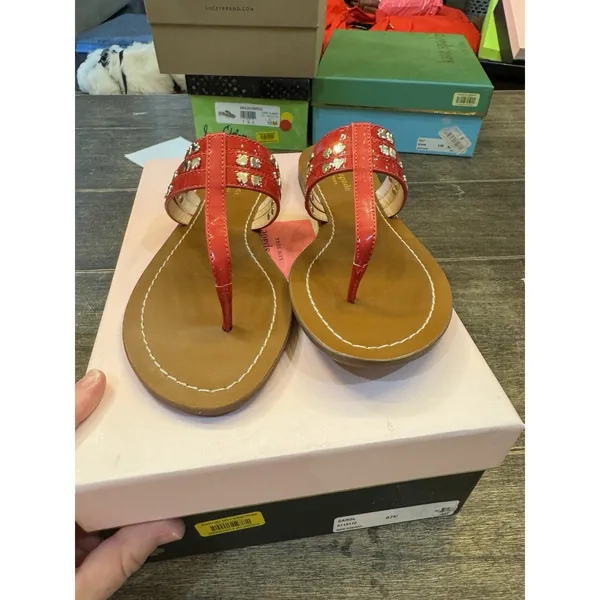 Women's Kate‎ Spade Carol Red Patent Thong Sandal Size 7.5 Studded - Image 5
