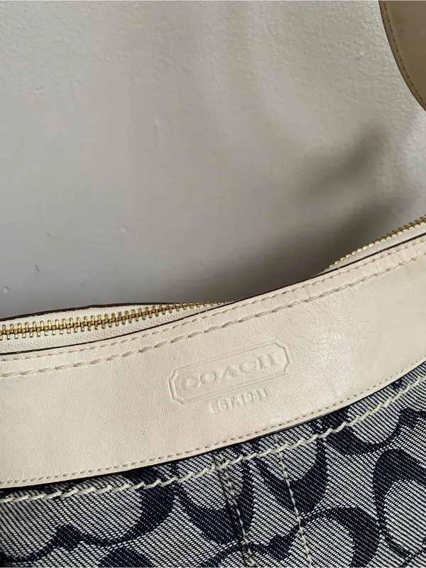 Coach Legacy jacquard leather Medium Duffle y2k signature Denim crossbody 10402 - Image 4