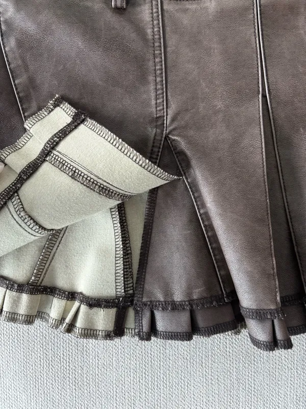 Amazon Brown leather flared skirt - Image 3