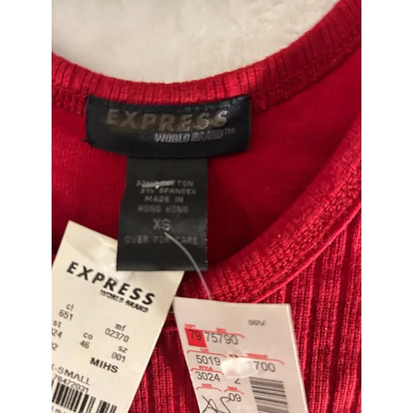 Women's Express XS Ribbed Tank with Rose NWT‎ Y2K - Image 2