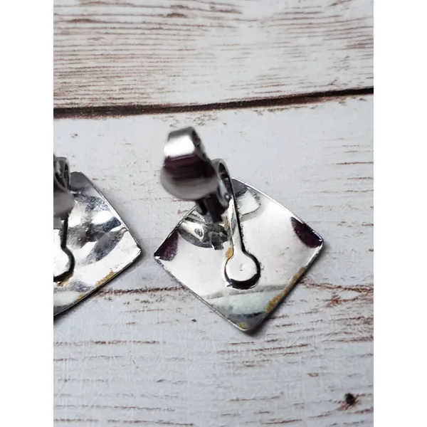 Vintage Clip On Earrings - Silver Tone Diamond Shape with Design - Image 3
