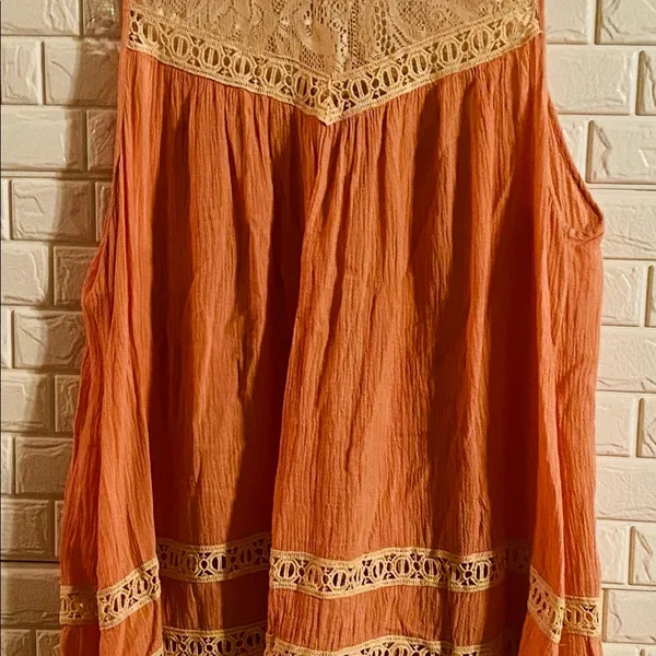 Umgee women’s blouse opening on back medium p1 - Image 3