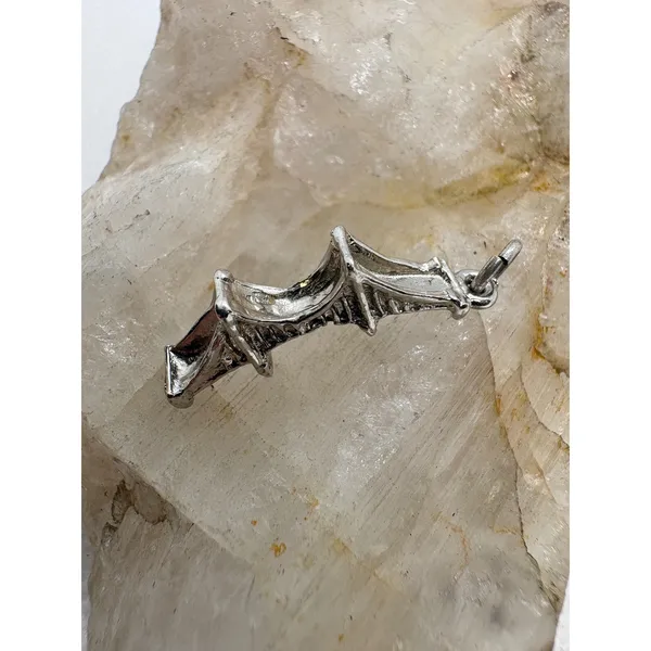 Vintage Silver Tone Golden Gate Bridge San Francisco Souvenir Charm Pendant - Image 2