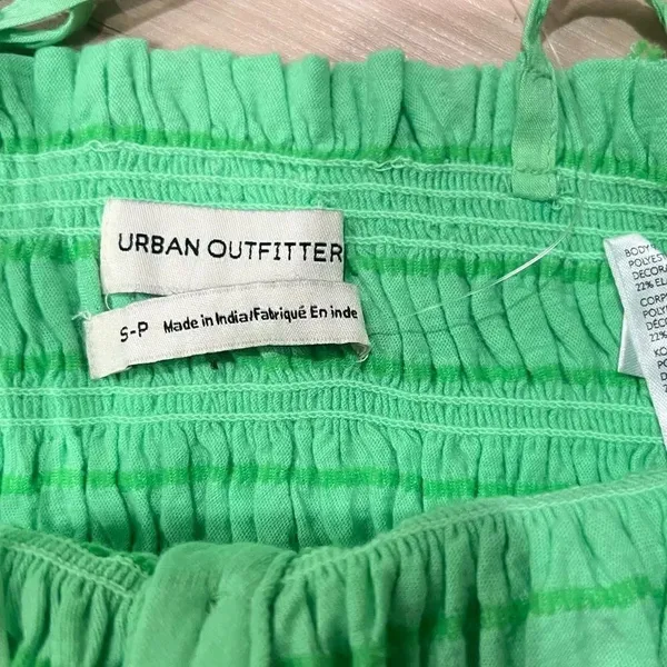 NEW Urban Outfitters Tulla Smocked Green Cami Top Women’s Small - Image 2