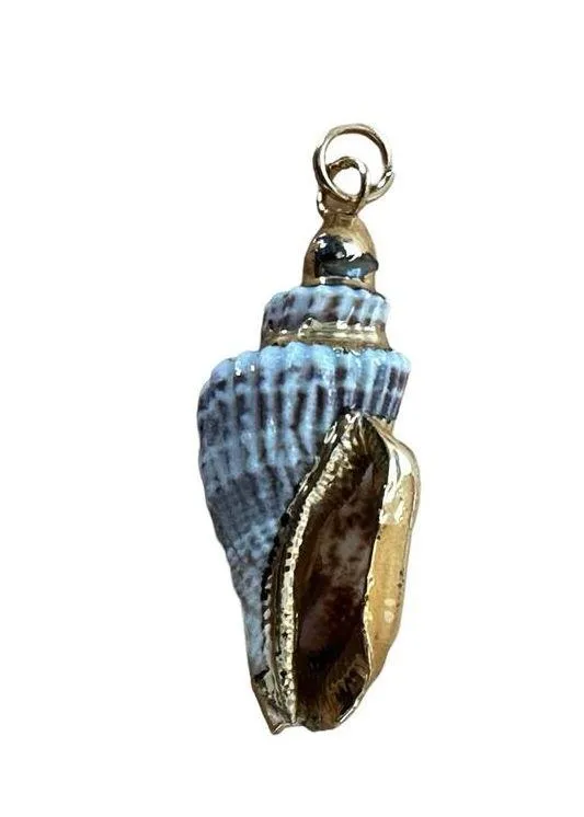 Vintage Gilded Conch Shell Pendant Beachy Boho Glam Gold - Image 3