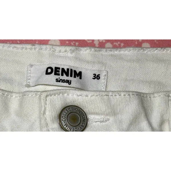 Sinsay Denim High Rise White Flared Leg Stretch Pockets Sz 24 Waist 32 Inseam - Image 8
