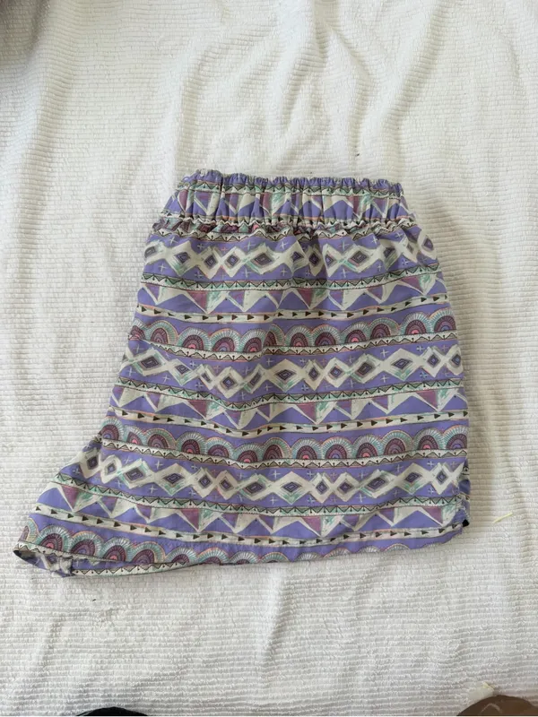 Patagonia summer vtg Barely Lavender and White Tribal Swim Shorts - Image 3