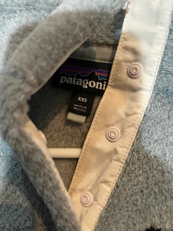 Patagonia Sweatshirt - Image 3