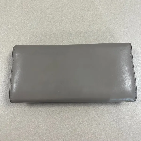 FENDI Peekaboo Leather Continental Wallet w/Turnlock - Greige - Preowned - Image 2