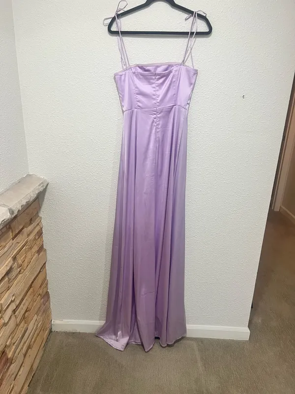 Alamour Prom Dress Lilac - Image 2