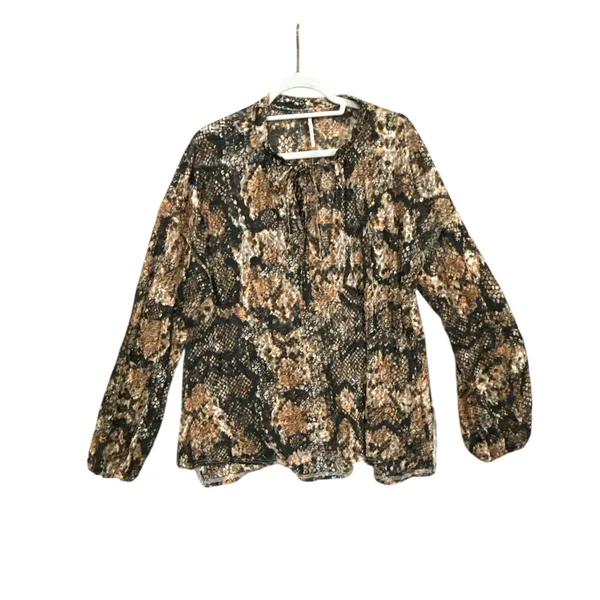 Free People Women’s Size‎ Large Out For The Night Snakeskin Print Blouse - Image 4