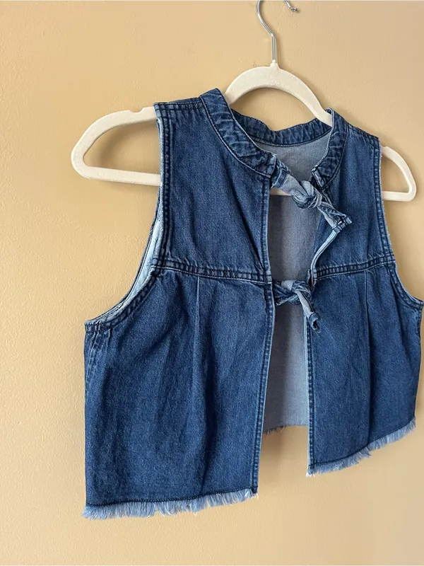 Pilcro Dark Blue Denim Cropped Shell Top - Image 8