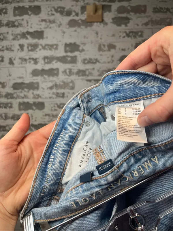 American Eagle | women super high rise straight denim jeans - Image 2