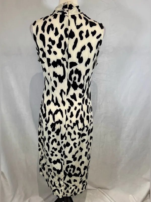 SheIn Animal print cross neck faux wrap midi dress size medium - Image 8