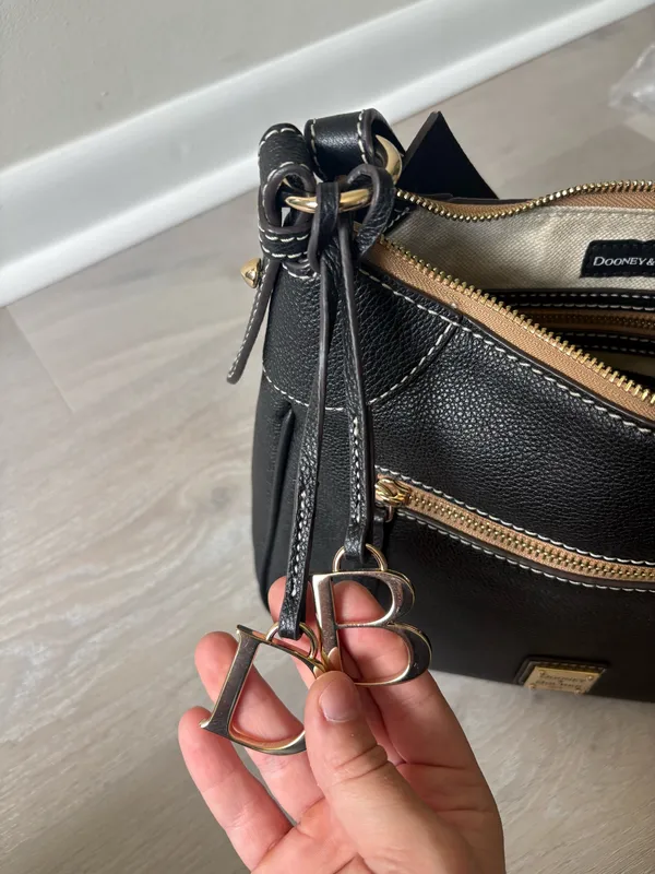 Dooney & Bourke Purse Leather - Image 6
