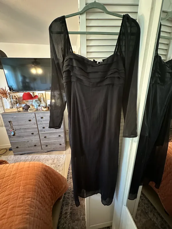 Abercrombie Black Midi Dress - Image 2