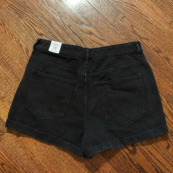 Pacsun Black Denim High Waisted Mom Short - Image 3