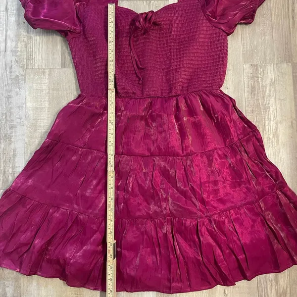 Heart & Heels fuchsia shocked mini dress with a sweetheart neckline size medium - Image 9