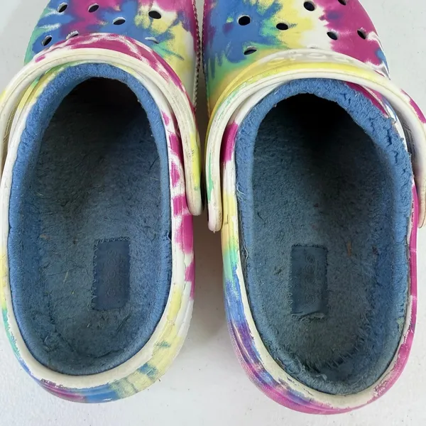Crocs adult tie dye blue‎ faux fur lined slip on lounge comfy casual shoes 6 - Image 7