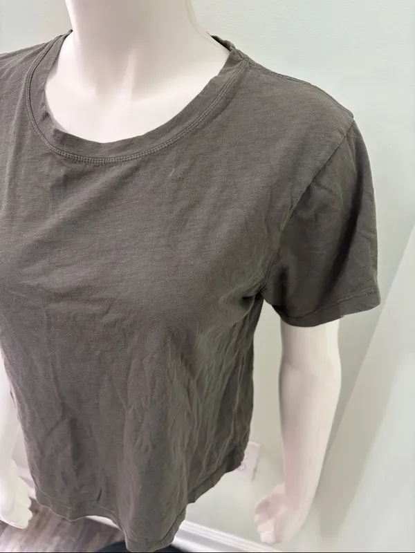 Athleta Organic Olive Green Daily Crop Short Sleeve Tee Medium - Image 3