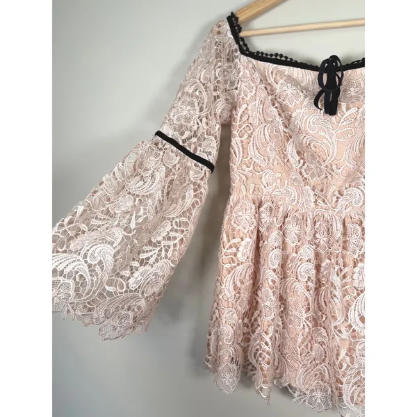 Boston Proper Pink Lace Off the Shoulder Bell Sleeve‎ Top Pom Pom Trim Size 10 - Image 3