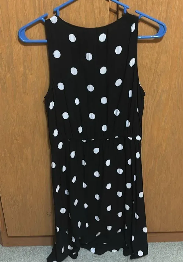 Old Navy black and white polka dot dress - Image 2