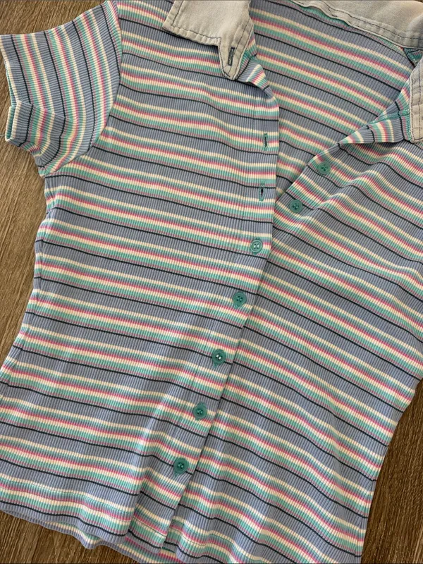 Vintage Y2K striped button front collared shirt sleeve top blue pink small - Image 7