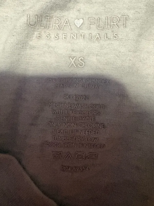 Grey vneck ultra flirt tee - Image 3