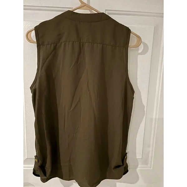 Mileage Olive Green Sleeveless Blouse Top‎ Gold Accents Button Down Medium - Image 3