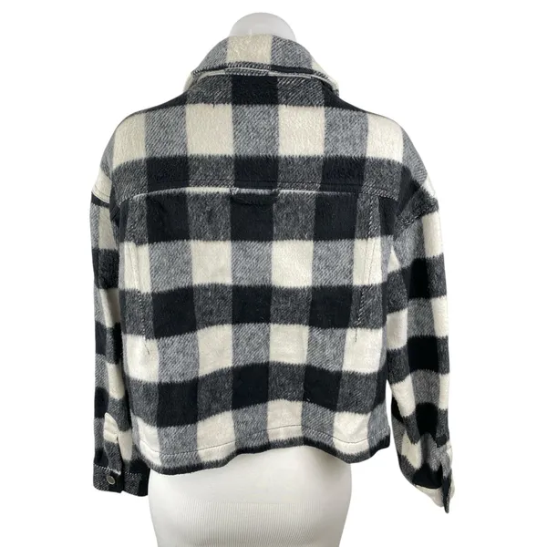 Zara Women's Black White Plaid Long Sleeve Cropped Shirt Jacket Shacket Size M - Image 2