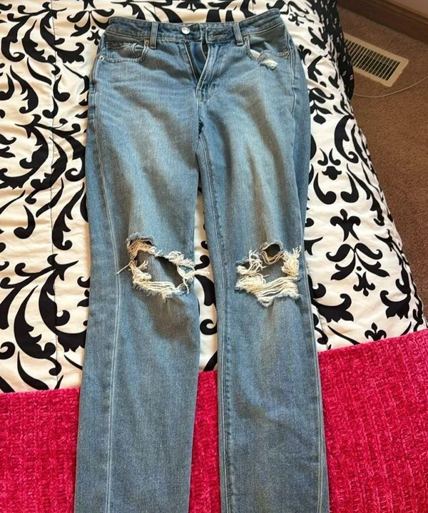 American Eagle Slim Fit Jeans - Image 2