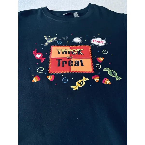 Halloween Trick-Or-Treat VTG Embroidered Grandmacore Sweatshirt Unisex Size 1X - Image 2