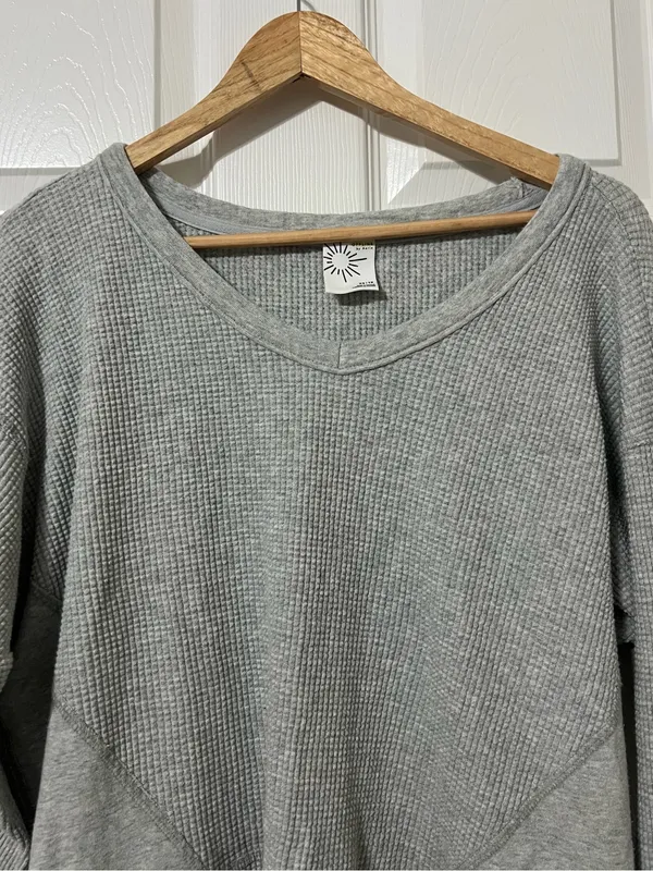 OFFLINE By Aerie Wow! Waffle Oversized Long Sleeve Top Size XS Heather Gray - Image 4
