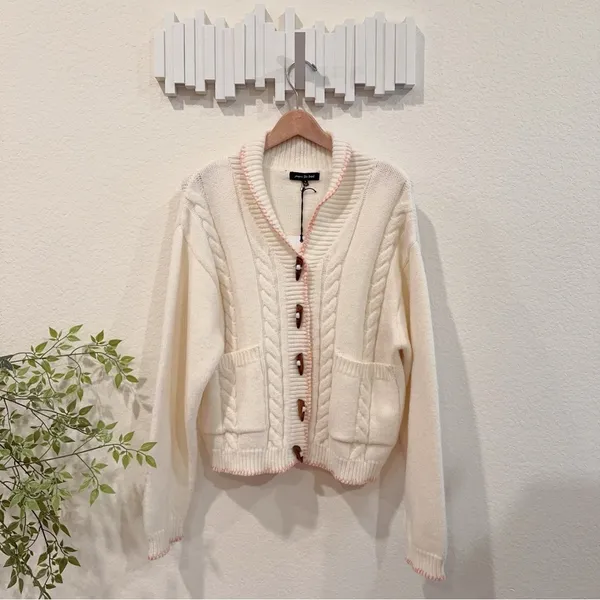 Jacquie The Label Tarrah Cable Knit Toggle Button Cream Cardigan Pink Trim - Image 2