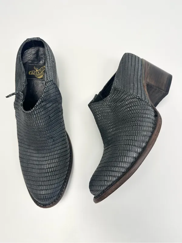 Freebird Shae Ankle Mules Reptile - Image 5