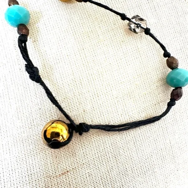 Blue and gold tone beaded long teardrop pendant necklace - Image 7