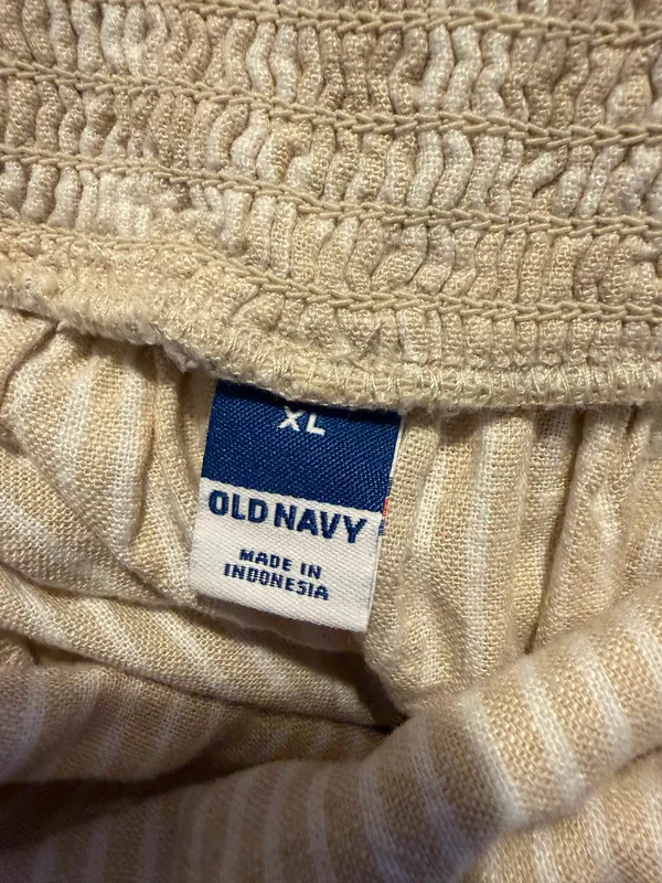 Old Navy Romper - Image 3