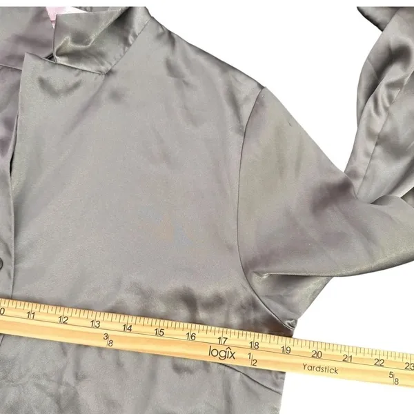 Victoria's Secret Grey Satin Long Sleeve Button Down Pajama Top Size S Lounge - Image 10