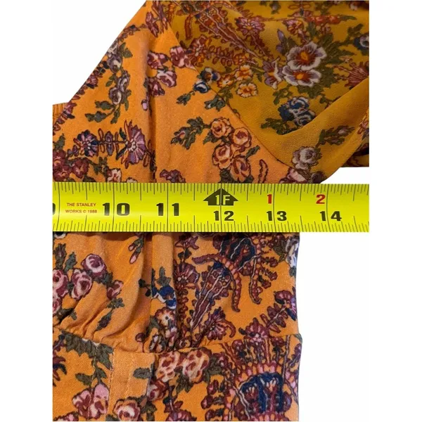 Urban Outfitters Floral Boho Peasant Cropped Top Size M Bell Sleeve Ren Faire - Image 5