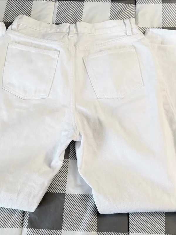 High-Waist White Denim Mom Jeans 100% cotton size 30/31 - Image 3